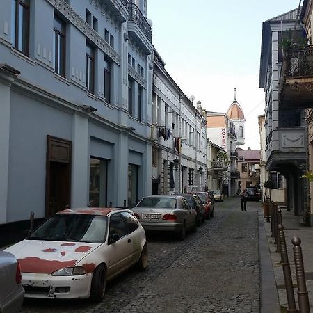 Nini'S Apartments Batumi Exterior foto